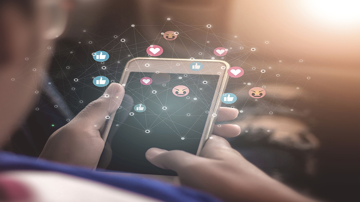 SOSYAL MEDYANIN TÜRKÇE’YE ETKİSİ