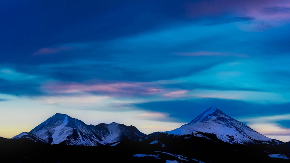 ÖZDEN SÖZE SÖZDEN ÖZE