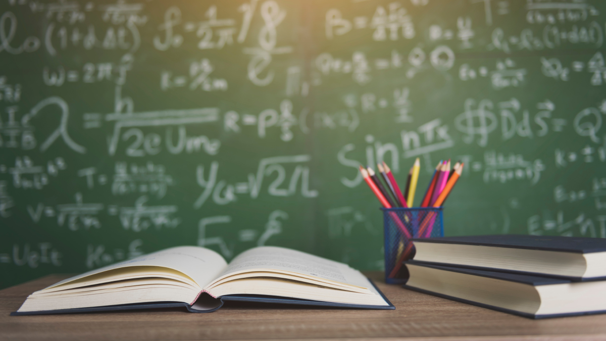 Uzman Öğretmenlik Baş Öğretmenlik Sürecinde Eğitim